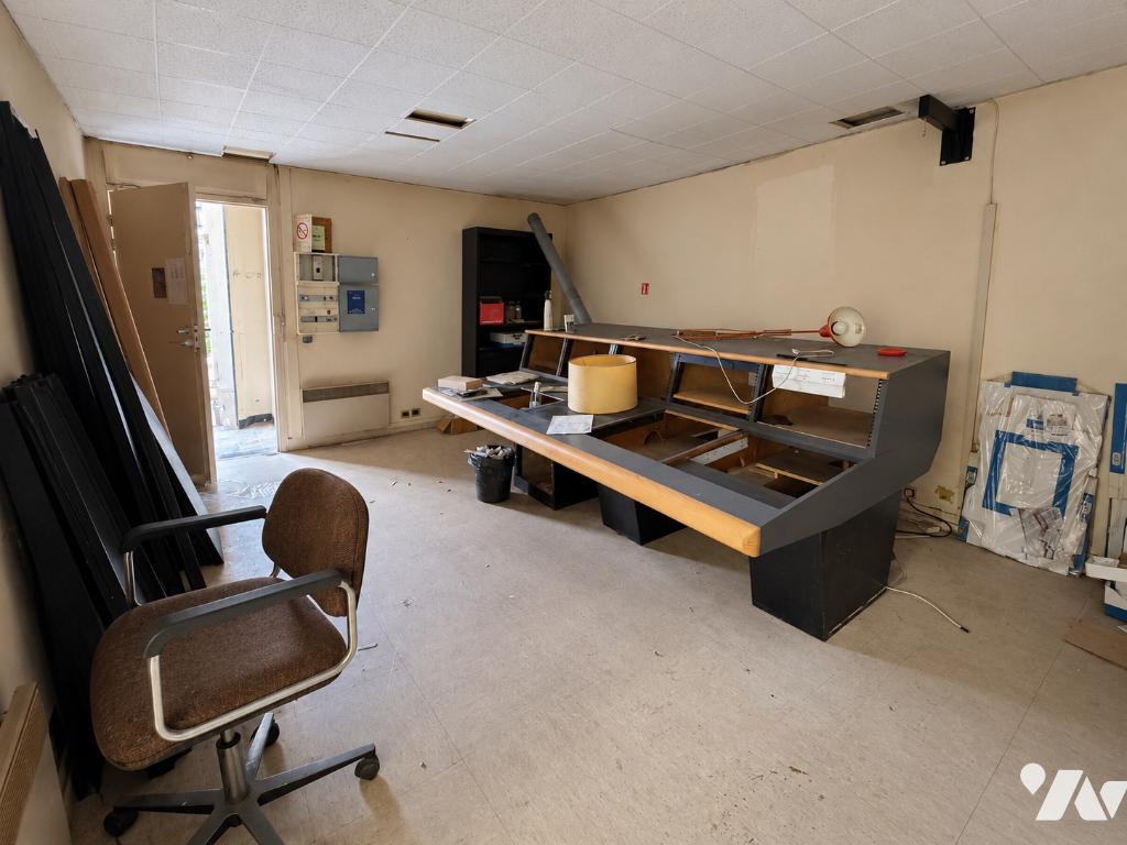 Lac 37 m² Paris 7e Arrondissement · 36,8 m² · 280 952 €