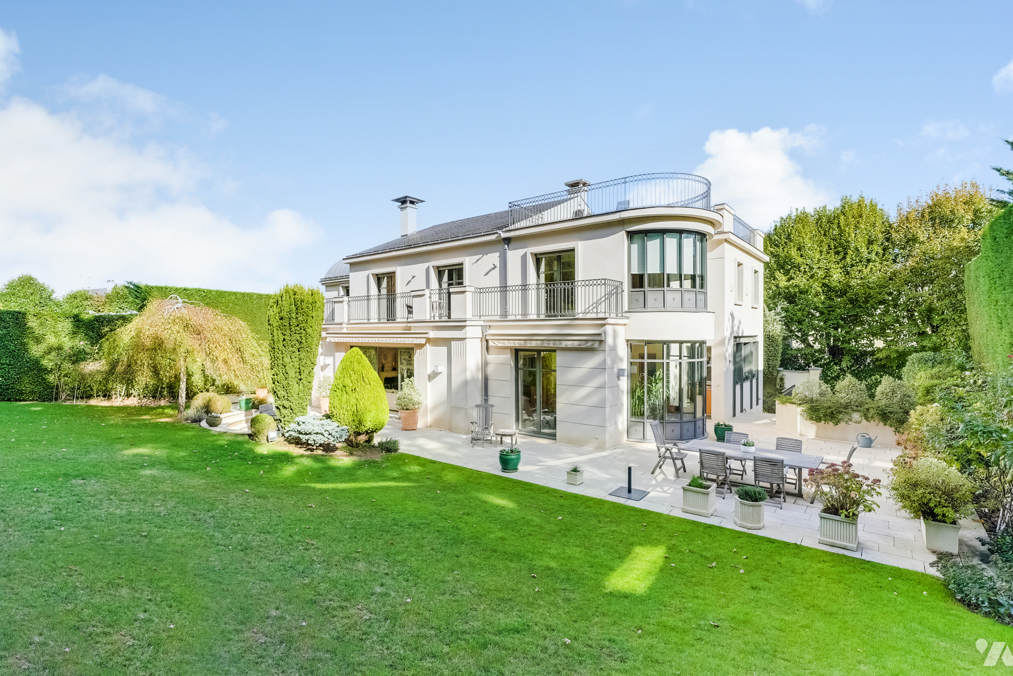 Maison 10 pièces 380 m² · à Ville-d'Avray · 380 m² · 3 400 000 €