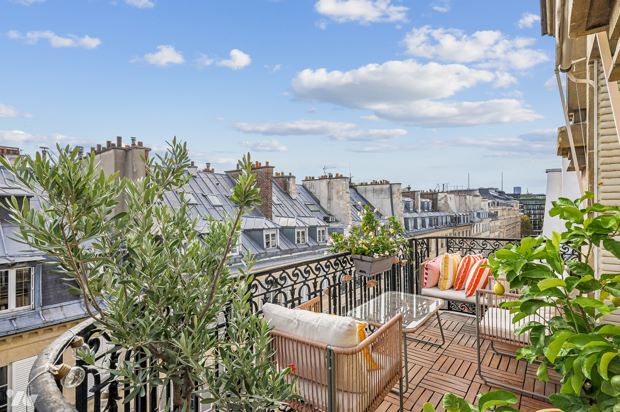 Appartement 4 pièces 108 m² · à Paris 8e Arrondissement · 108 m² · 1 300 000 €