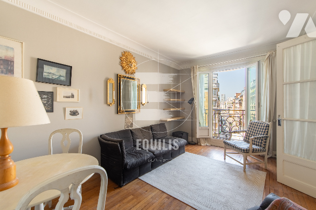 Appartement 2 pièces 56 m² · à Paris 15e Arrondissement · 56,2 m² · 475 000 €