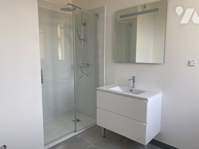 LOCATION maison-AUFFAY (76)