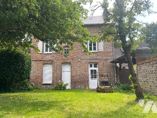 Maison 5 pièces 98 m² · à Saint-Victor-l'Abbaye · 98 m² · 120 000 €