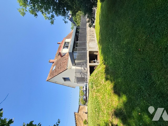 Maison 8 pièces 205 m² · à Lillebonne · 205 m² · 280 000 €