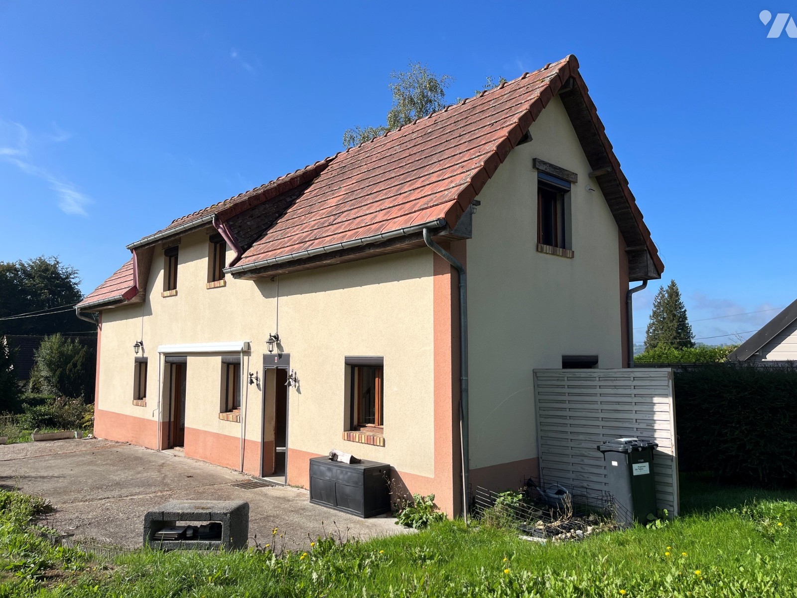 Maison 81m² — Douvrend