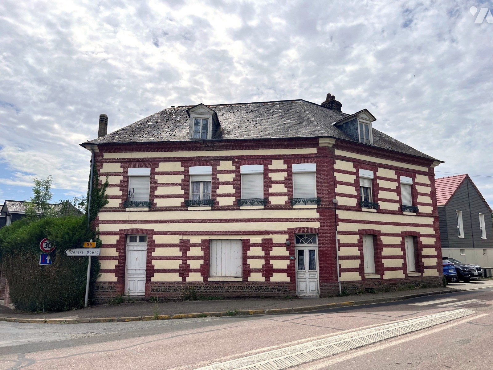 Maison 166m² — Saint-Vaast-d'Équiqueville