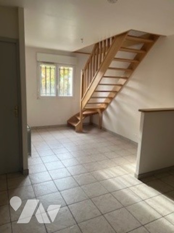 LOCATION maison-YVETOT (76)