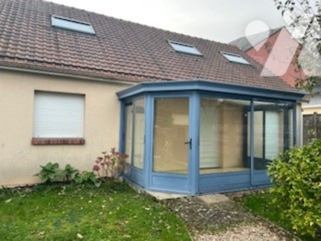 Location - Maison / villa - YVETOT - 90,92 m² - 4 pièces - 10