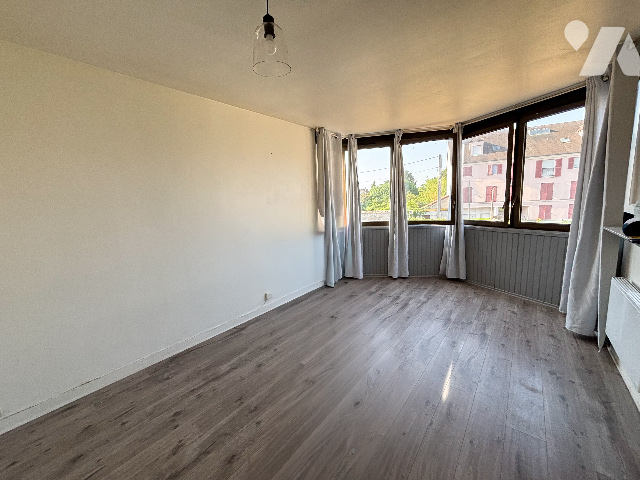 Appartement 1 pièce 30 m² · à Montereau-Fault-Yonne · 30 m² · 85 000 €