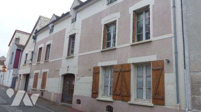 Immo Interactif - Building - MONTESSON - 300 m² - CORPSDEFERMEARENOVER