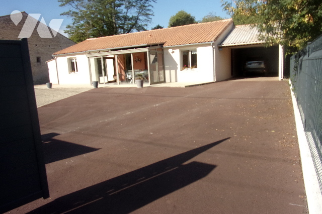 Maison 5 pièces 114 m² · à Vallans · 114 m² · 240 000 €