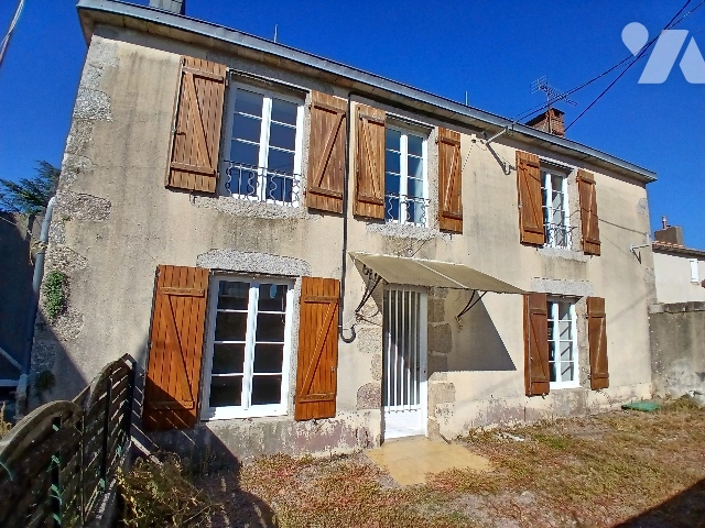Vente - Maison / villa - LARGEASSE - 116 m² - 5 pièces - 2025-032