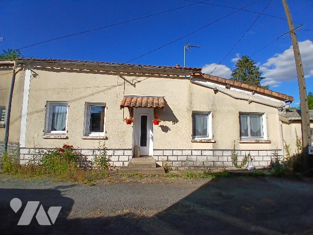 Maison 3 pièces 86 m² · à Secondigny · 86 m² · 90 000 €