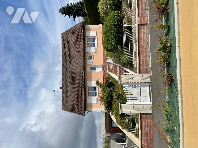 Maison 5 pièces 102 m² · à Beaucamps-le-Vieux · 102 m² · 215 000 €