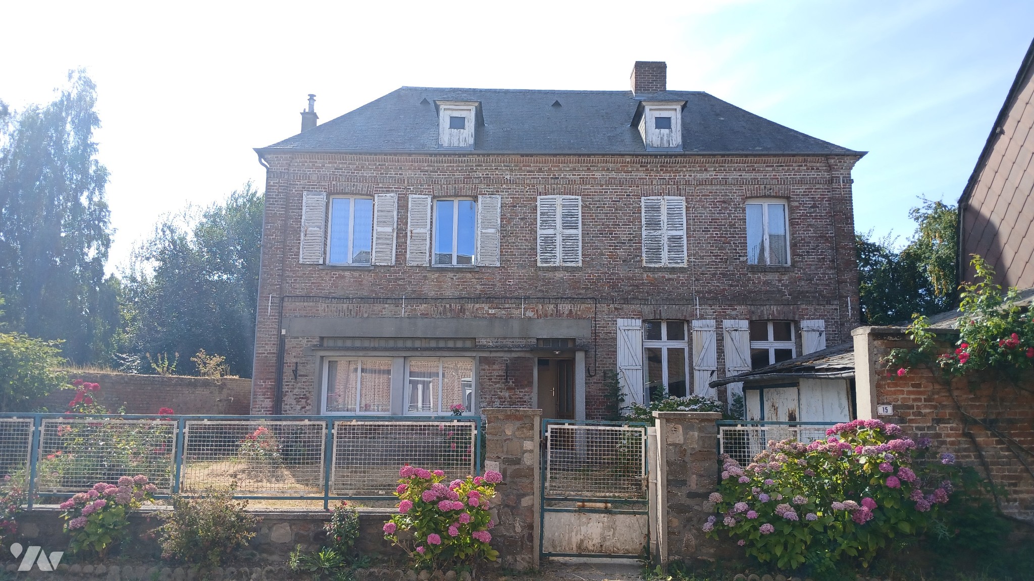 Maison 7 pièces 153 m² · à Hornoy-le-Bourg · 153 m² · 130 000 €