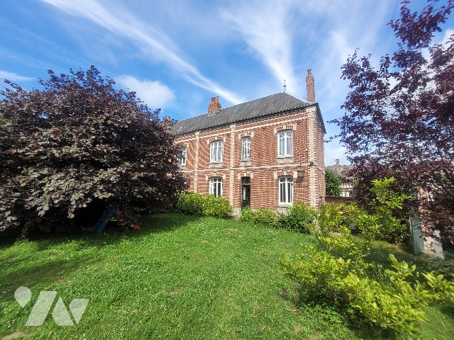 Maison 10 pièces 195 m² · à Bouttencourt · 195 m² · 280 000 €
