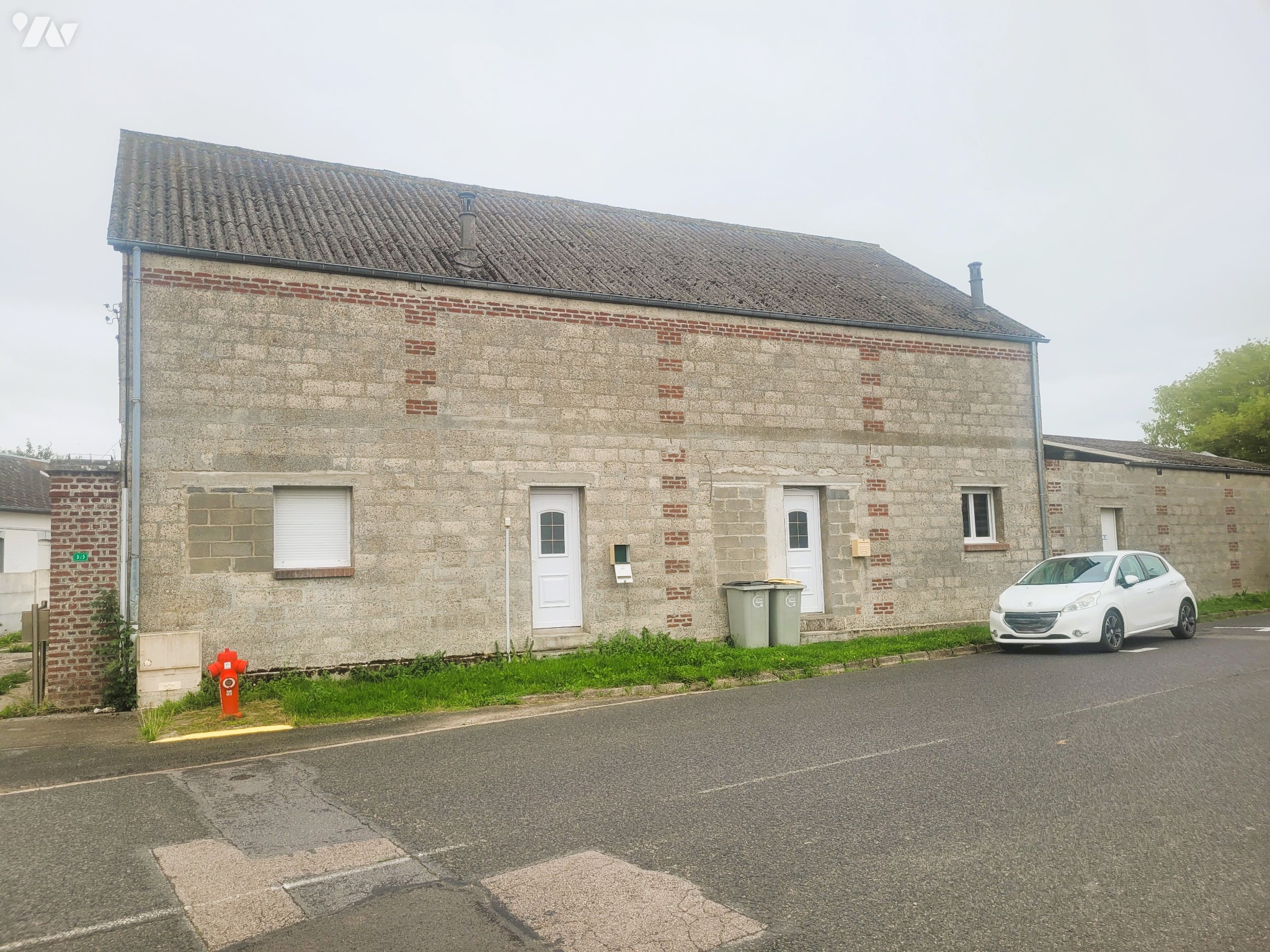 Immeuble 3 pièces 122 m² · à Bourseville · 122 m² · 150 000 €