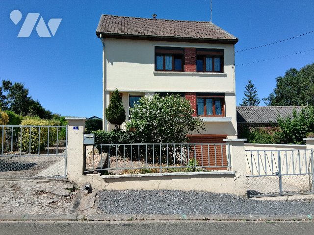 Maison 5 pièces 107 m² · à Démuin · 107 m² · 160 000 €