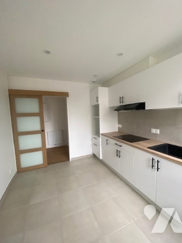 Location - Appartement - ROSIERES EN SANTERRE - 4 pièces - 760