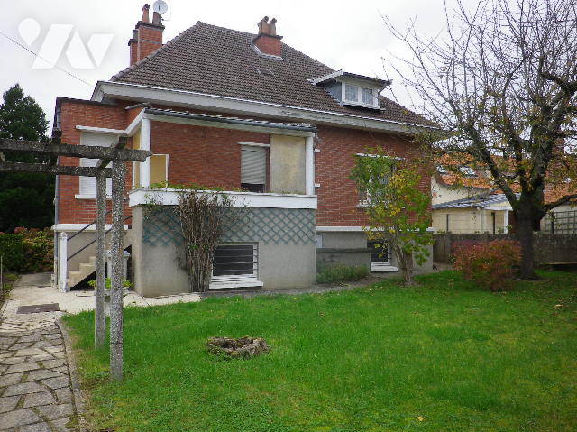 Vente - Maison / villa - PERONNE - 153,17 m² - 8 pièces - R80093/3879