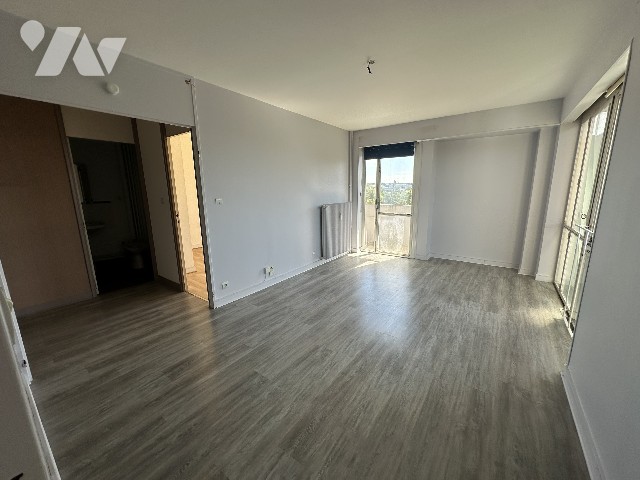 Appartement 2 pièces 53 m² · à Amiens · 52,8 m² · 80 000 €