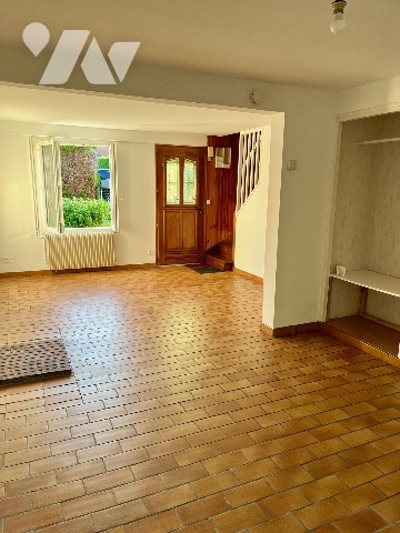 Vente - Maison / villa - ABBEVILLE - 74,33 m² - 4 pièces - 2025-02