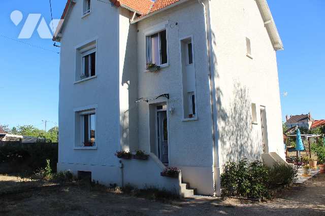 Maison 7 pièces 118 m² · à Châtellerault · 118 m² · 155 000 €