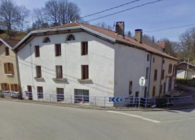 Maison 135 m² · à Fontenoy-le-Château · 135 m² · 80 000 €