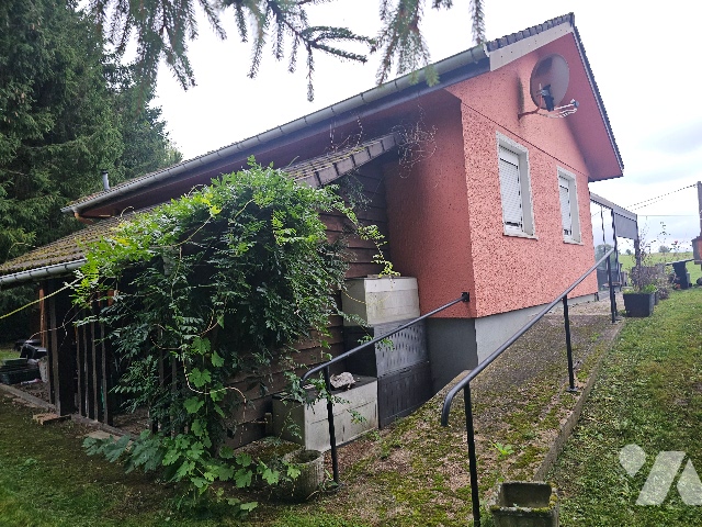 Maison 5 pièces 100 m² · à Uriménil · 100 m² · 230 000 €