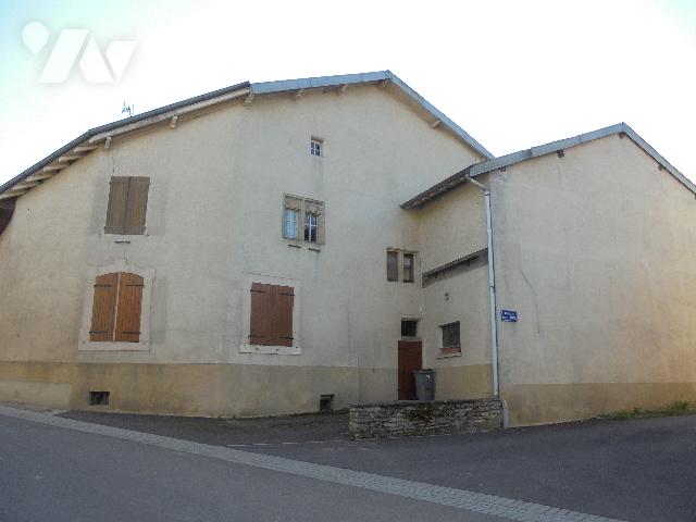 Maison 4 pièces 151 m² · à Domèvre-sur-Durbion · 150,6 m² · 75 047 €