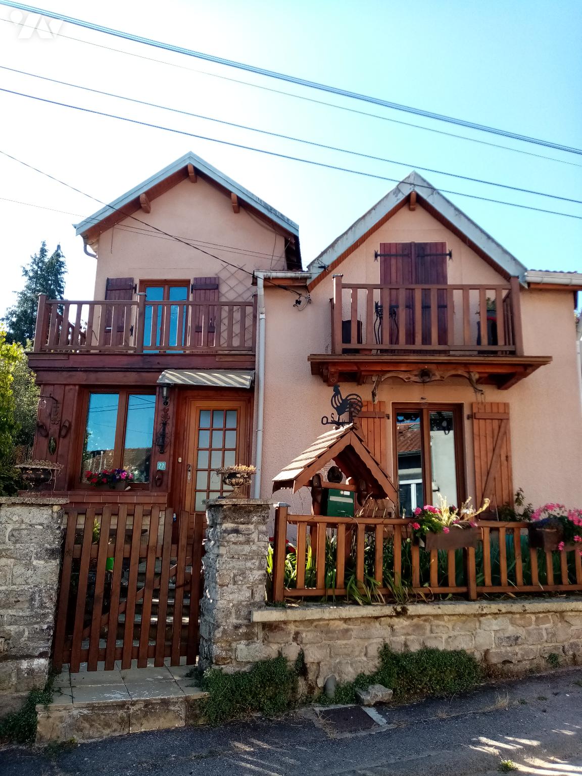 Maison 6 pièces 121 m² · à Vôge-les-Bains · 121 m² · 127 800 €