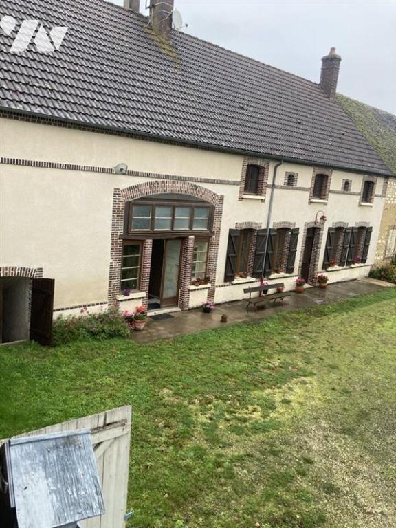 Maison 165m² — Montholon