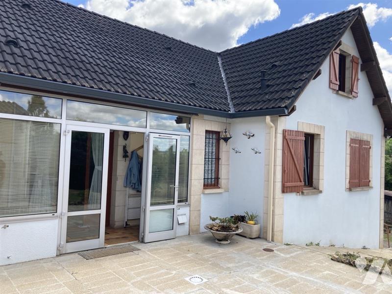 Maison 6 pièces 102 m² · à Villecien · 102,4 m² · 154 000 €