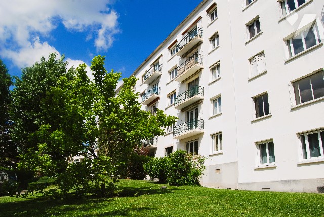 Appartement 4 pièces 75 m² · à Garches · 75,1 m² · 300 000 €