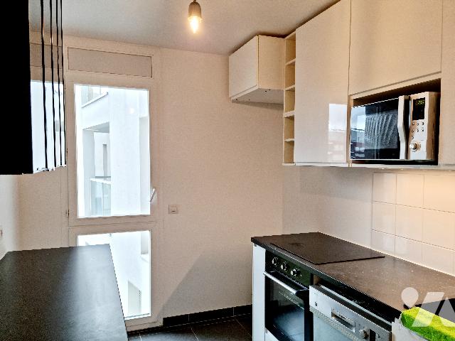 Appartement a vendre  - 4 pièce(s) - 90.88 m2 - Surfyn