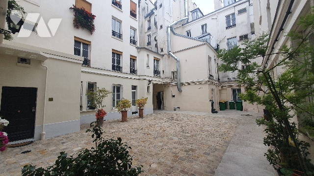 Vente - Appartement - PARIS 8 - 2 pièces - V2025 - 04-01