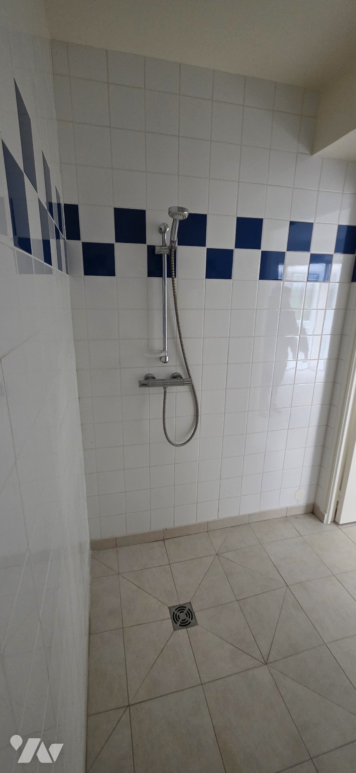 LOCATION appartement-FLEURY (60)