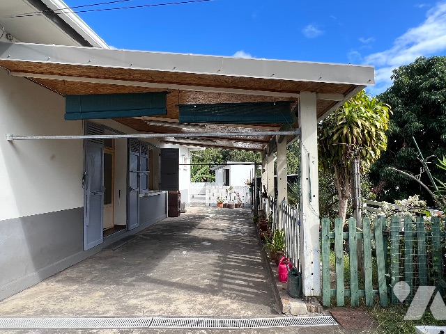 Vente - Maison / villa - ST DENIS - 92 m² - 4 pièces - MTEY