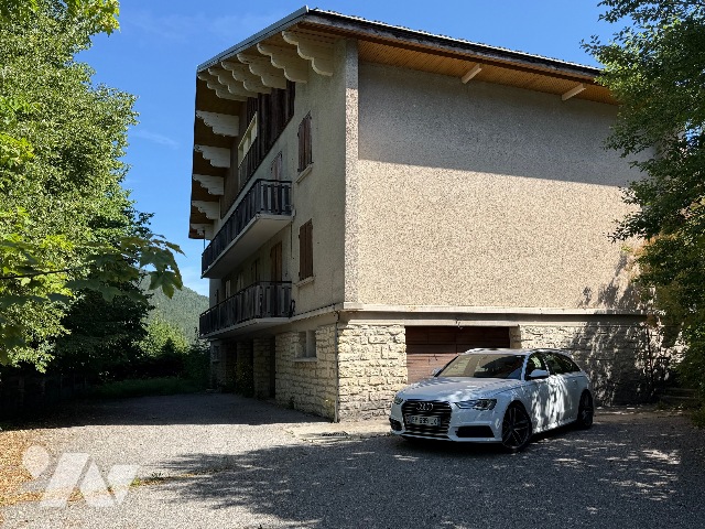 Immeuble 4 pièces 364 m² · à Villard-de-Lans · 364 m² · 400 000 €