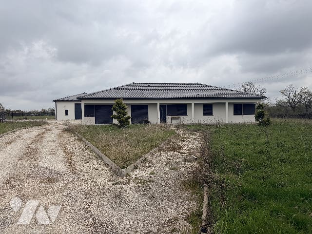 MAI 173m²