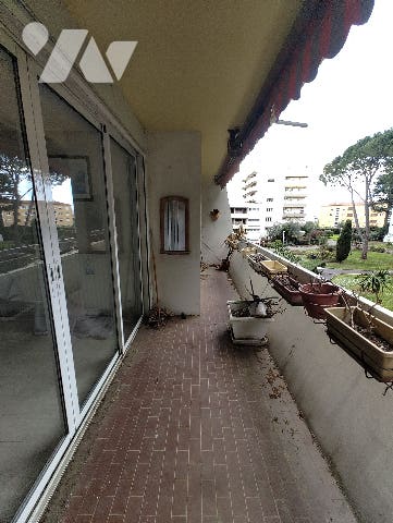 Appartement 3 pièces 66 m² · à Antibes · 66 m² · 180 000 €
