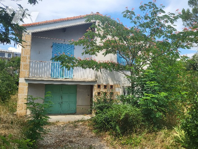 Maison 4 pièces 64 m² · à Laragne-Montéglin · 64 m² · 84 000 €