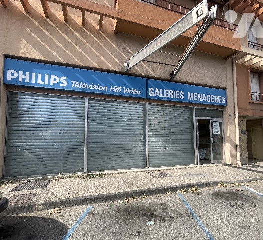 Parking 170 m² · à Carpentras · 170 m² · 130 000 €