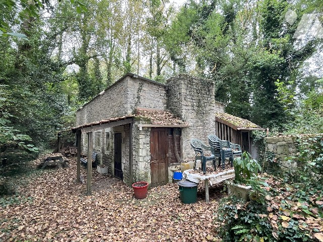 Terrain — Tour-en-Bessin