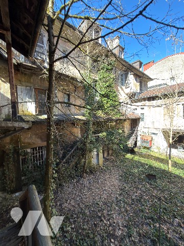 Immeuble 675 m² · à Hauts de Bienne · 675 m² · 124 500 €