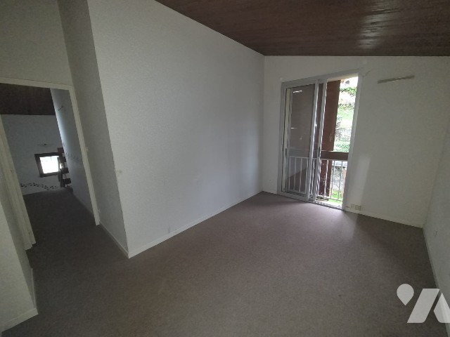 Maison 12 pièces 324 m² · à Seix · 324 m² · 191 000 €