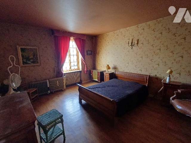 Maison 8 pièces 182 m² · à Andrézieux-Bouthéon · 182 m² · 245 000 €