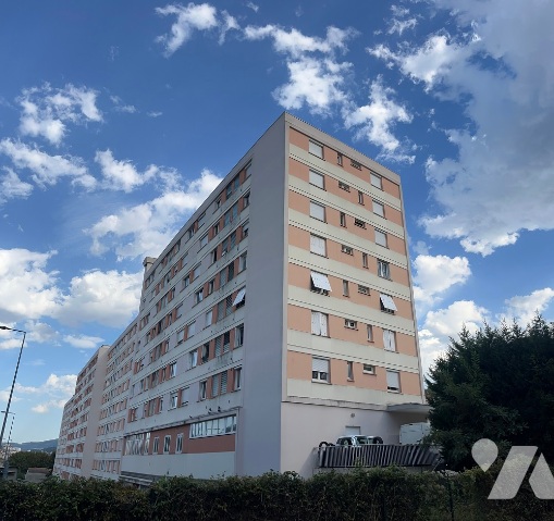 Appartement 5 pièces 98 m² · à Saint-Étienne · 97,8 m² · 79 000 €