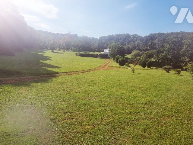 Maison 195m² — Cauvigny