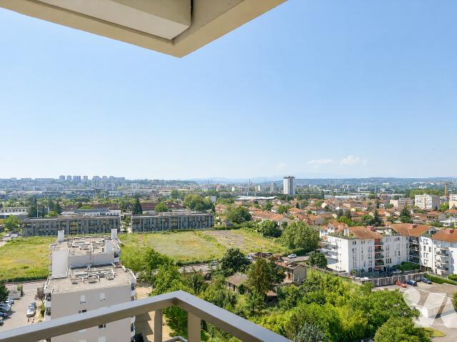 Appartement 3 pièces 78 m² · à Vénissieux · 78 m² · 169 000 €