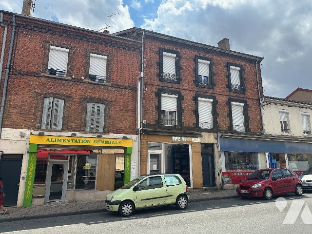 Immeuble 500 m² · à Roanne · 500 m² · 255 000 €